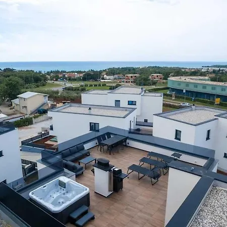 Sea View By Aneo Travel