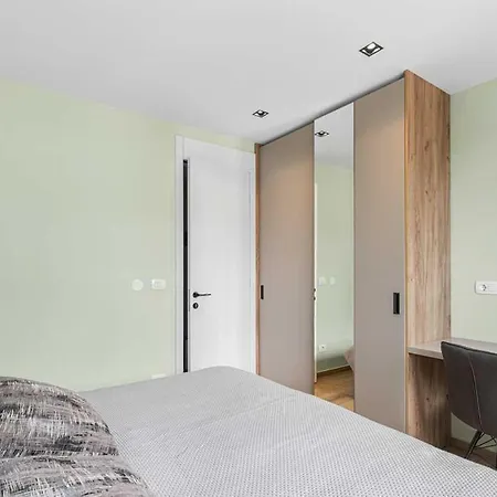 Sea View Apartman *